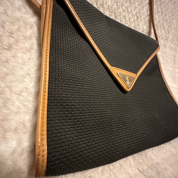 Vintage YSL crossbody - Picture 3 of 6